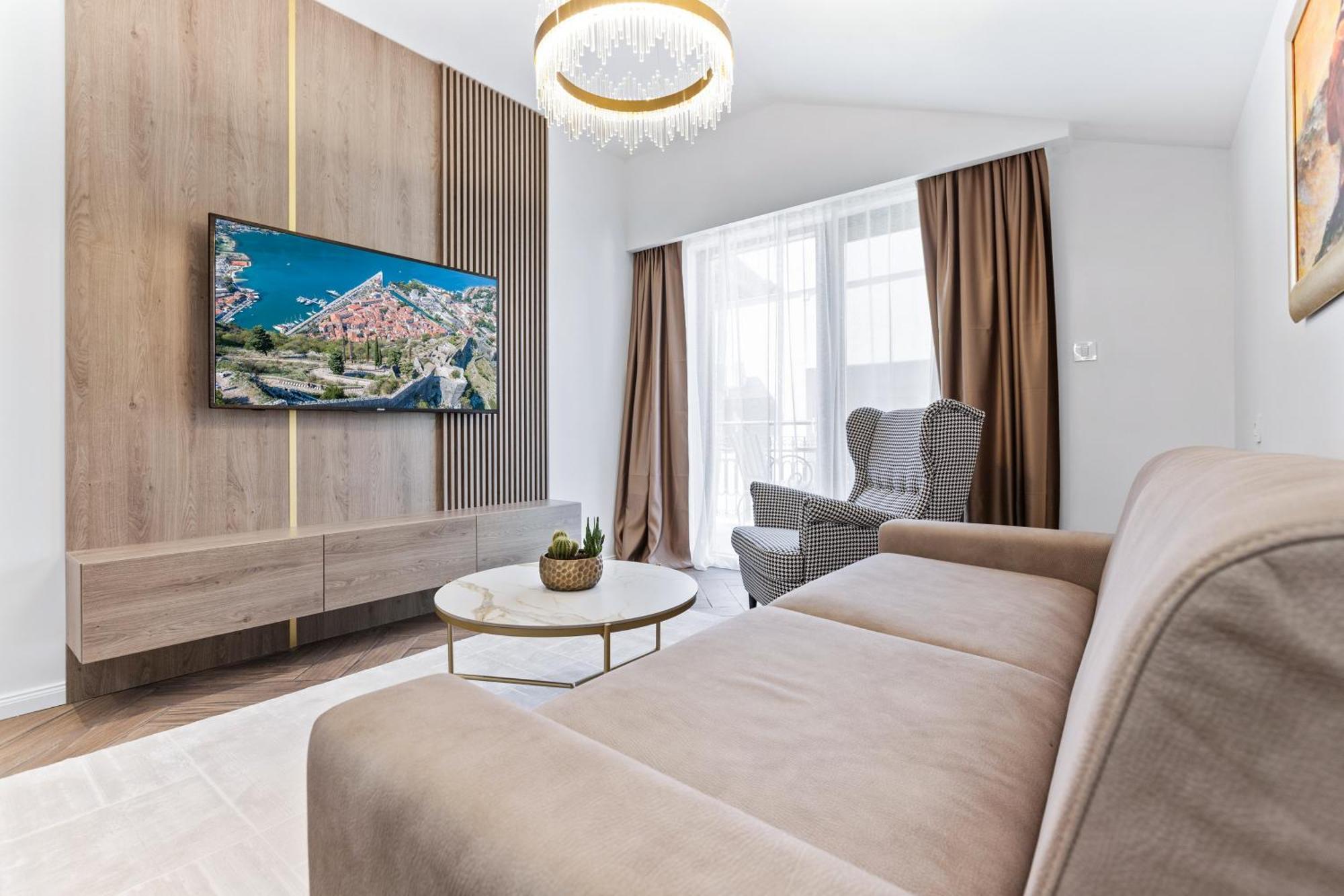 Dekaderon Lux Apartments Kotor Zewnętrze zdjęcie